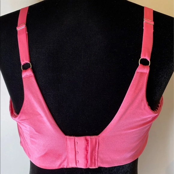 Barely Breezies Set of 2 Bras-38DD - Picture 8 of 10